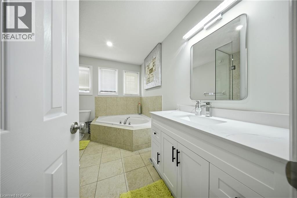 167 BROADOAKS Drive - Image 26