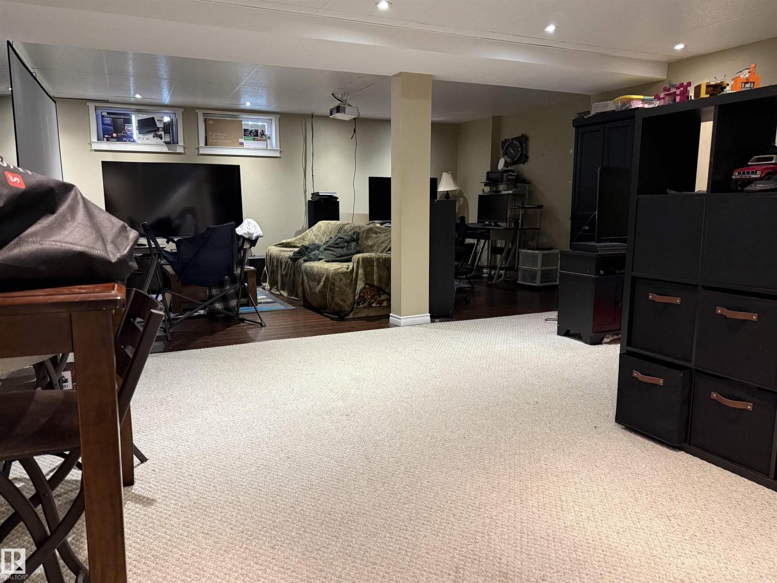153 Maple CR - Image 11