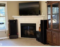 Bedroom 2 - 153 Maple Cr, Wetaskiwin, AB T9A2E3 Photo 6