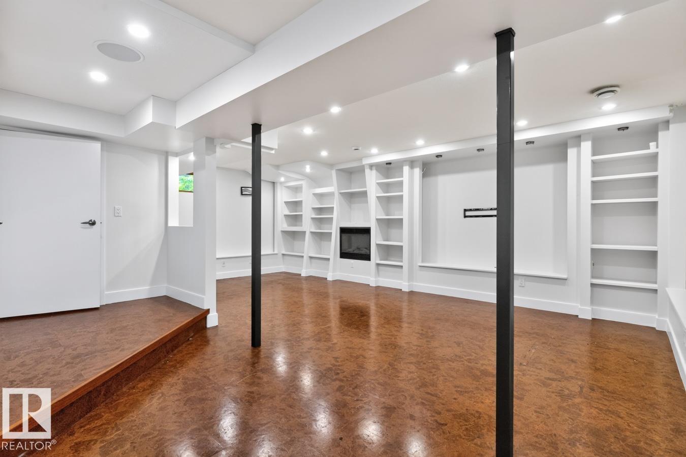 8860 93 ST NW - Image 45