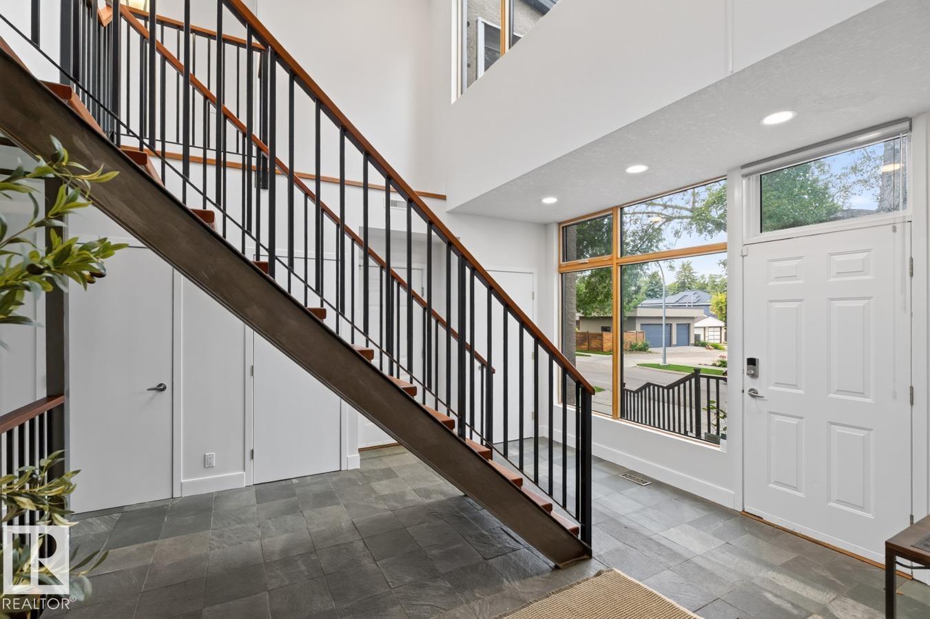 8860 93 ST NW - Image 6