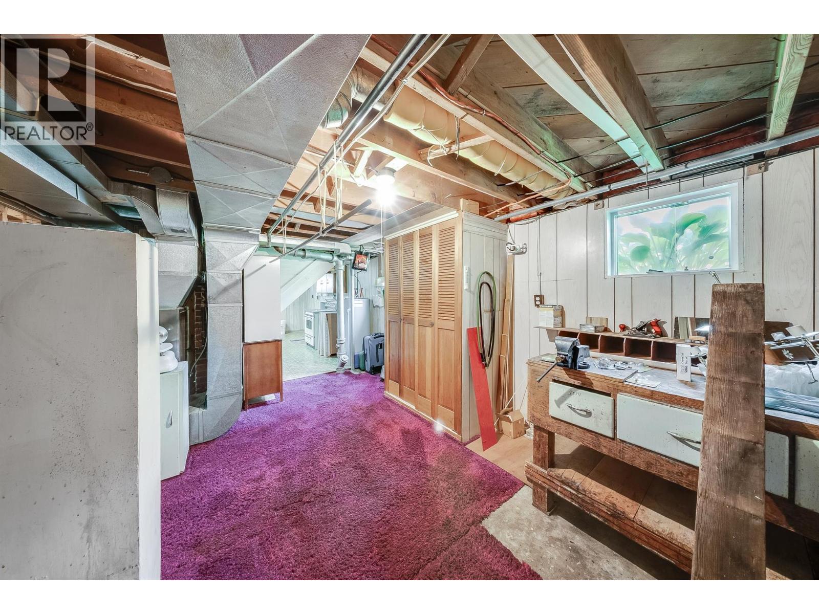 3311 Dahlia Crescent, Trail