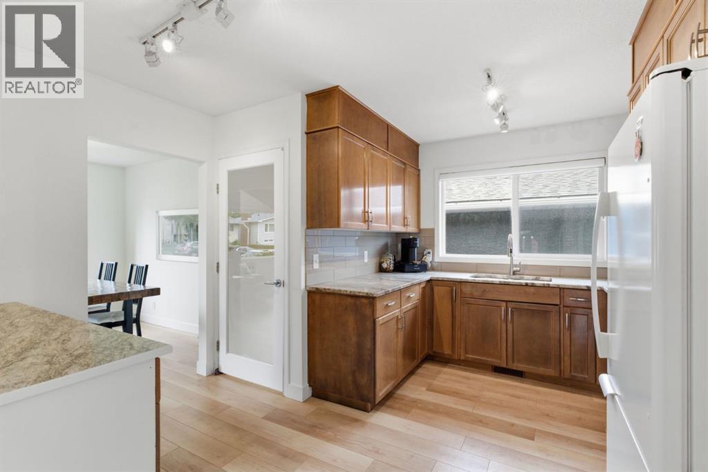 4752 Nipawin Crescent NW - Image 10