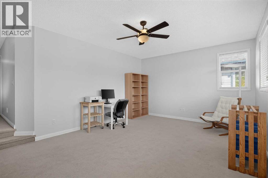 646 Chaparral Drive SE - 19
