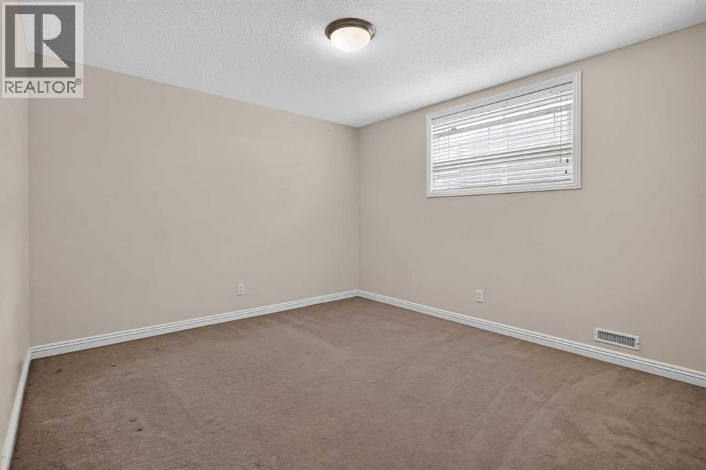 646 Chaparral Drive SE - 29