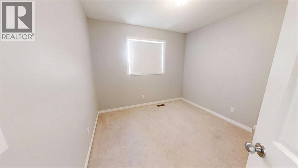 124 Everglen Way SW - 31