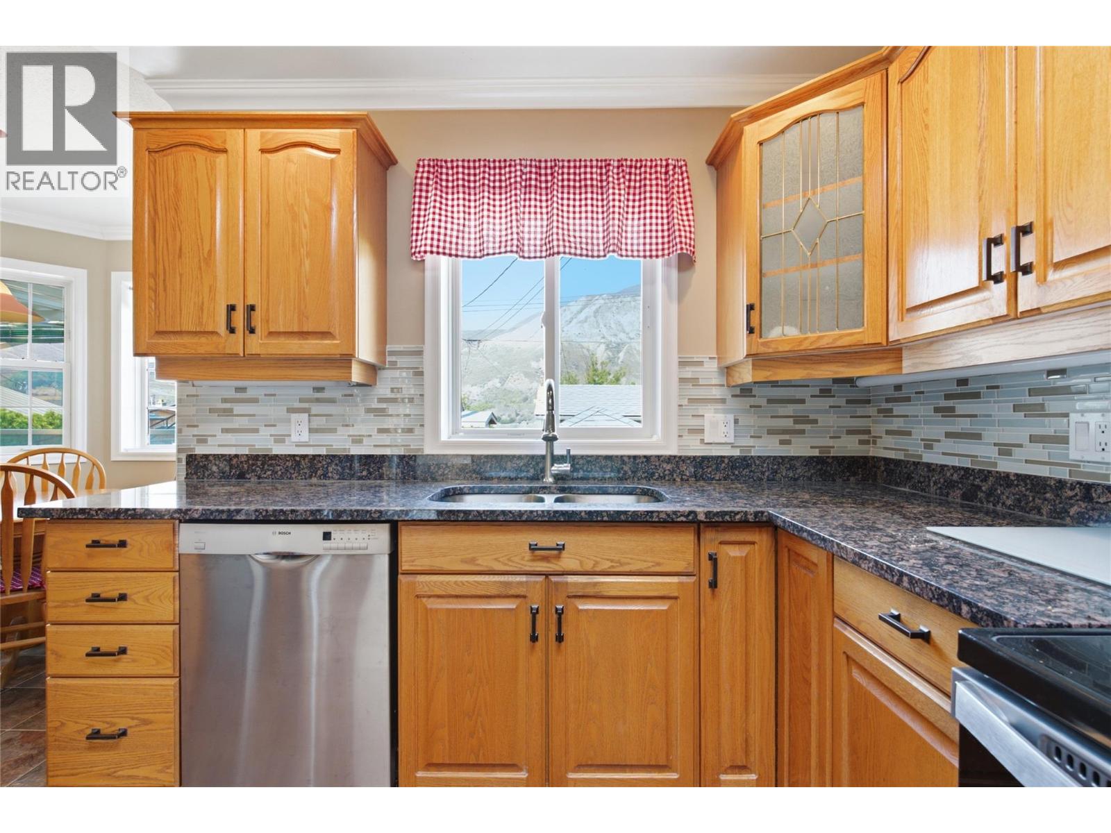 503 Bancroft Street - 14