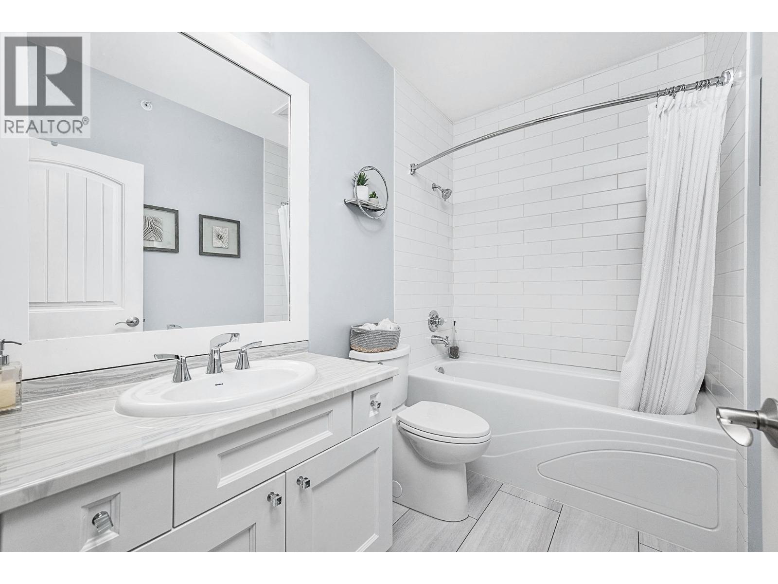 #6404 4026 Pritchard Drive N - Image 34