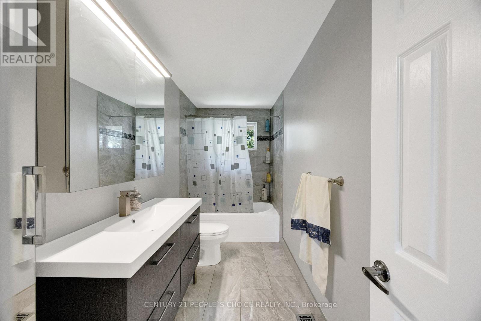 307 CLYDE ROAD - Image 23