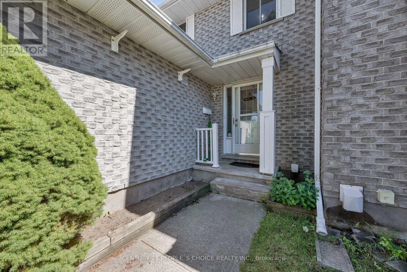 307 CLYDE ROAD - 5