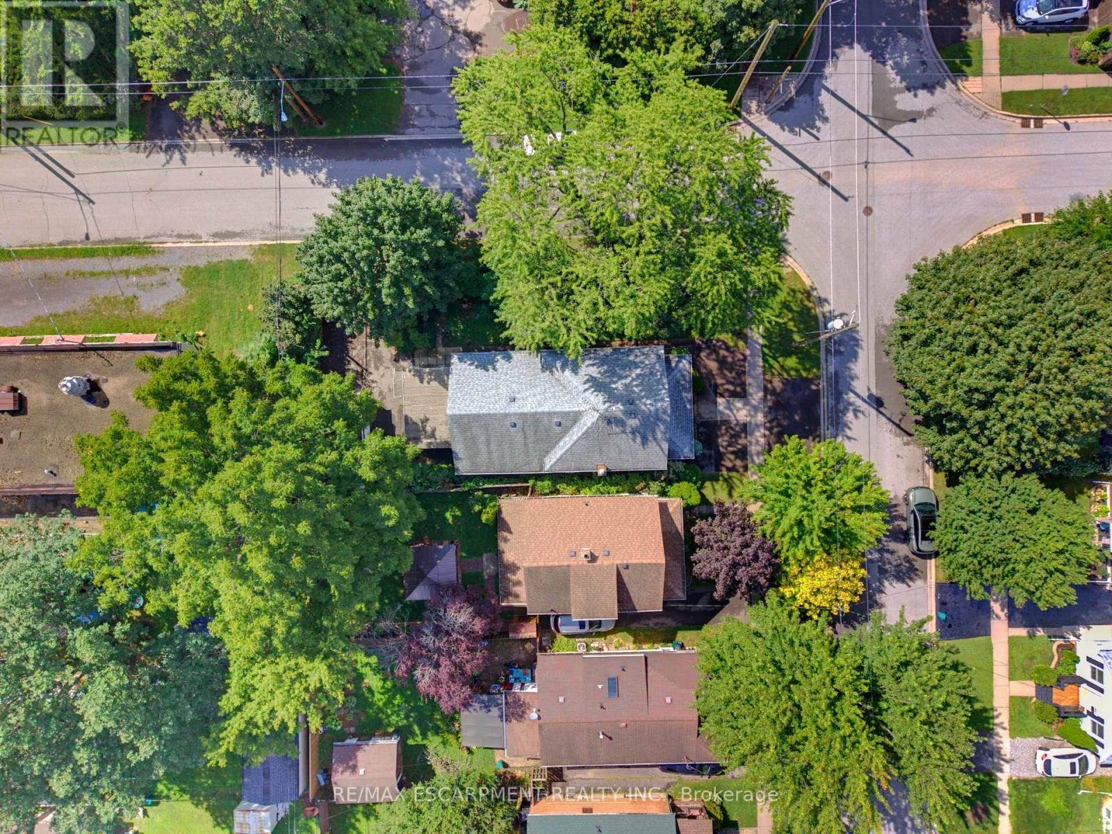 22 MILDRED AVENUE - Image 33