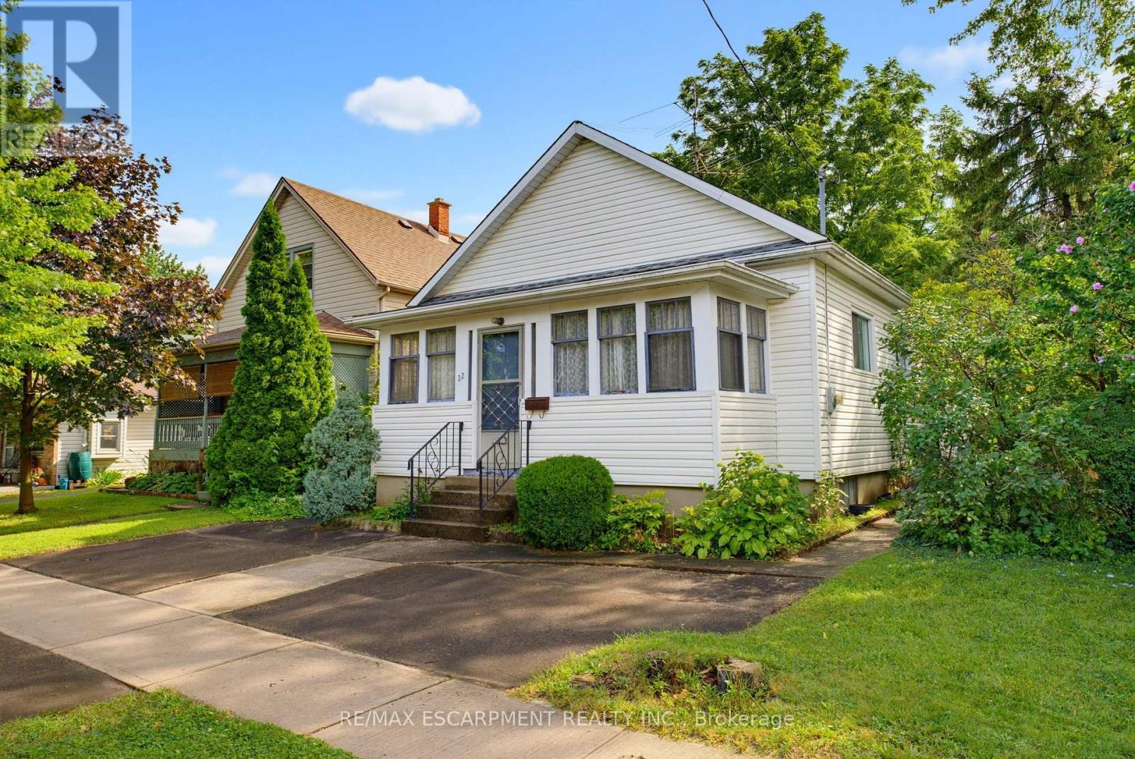 22 MILDRED AVENUE - 4
