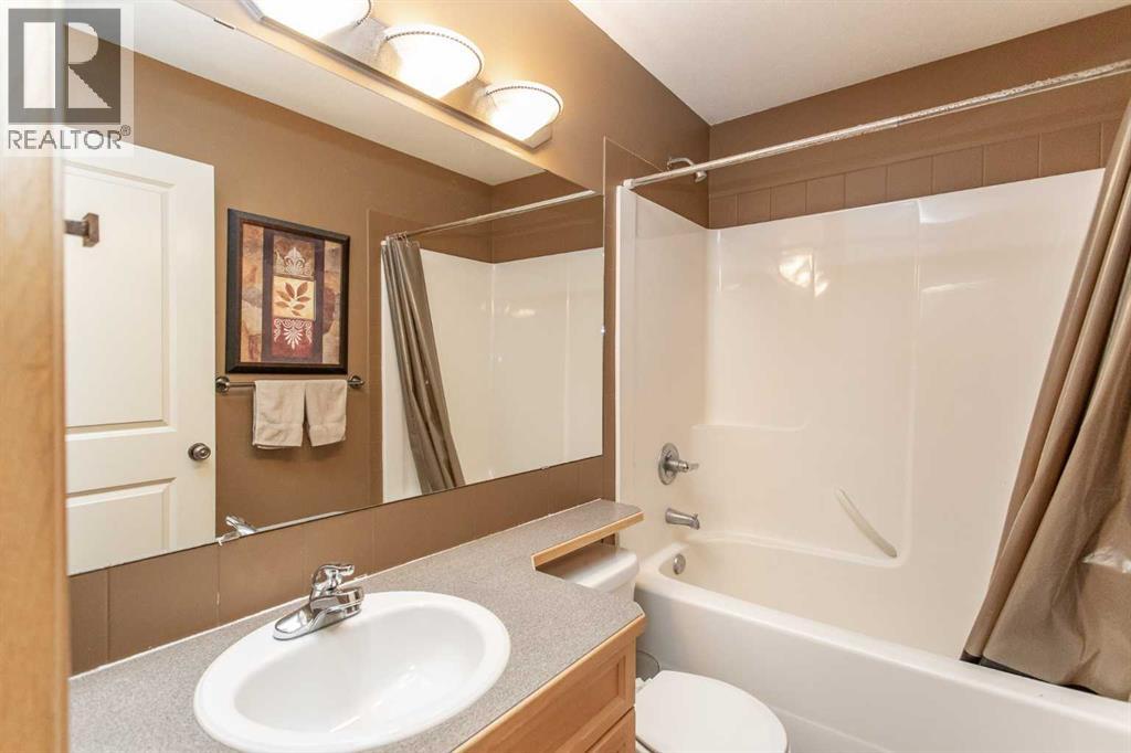 717 Lancaster Drive - Image 13