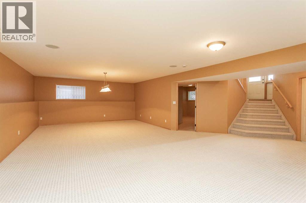 717 Lancaster Drive - Image 18