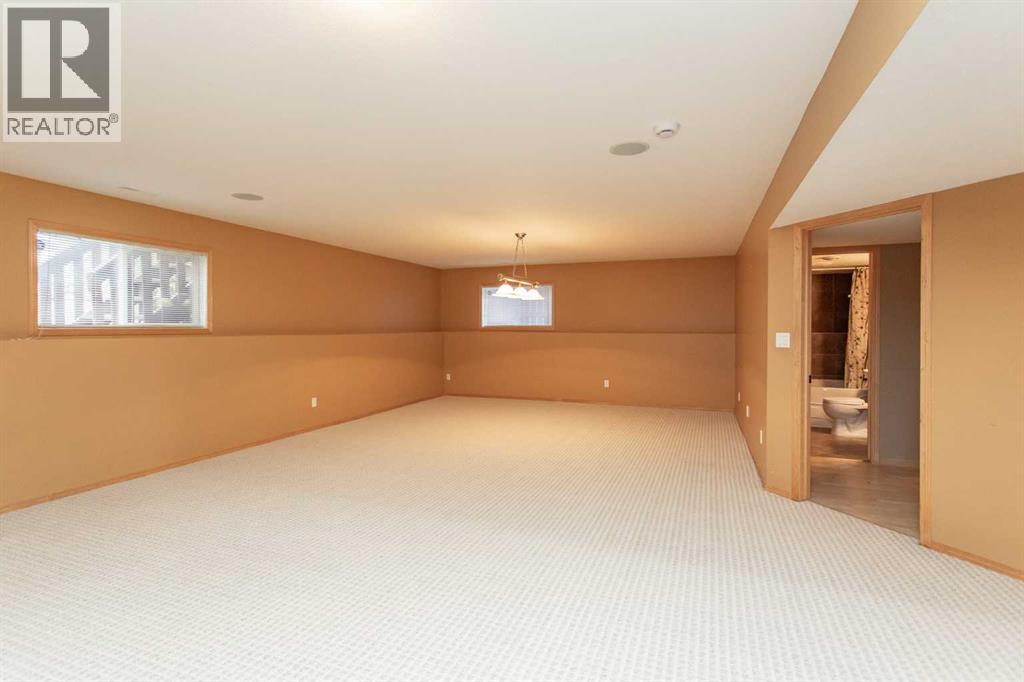717 Lancaster Drive - Image 19