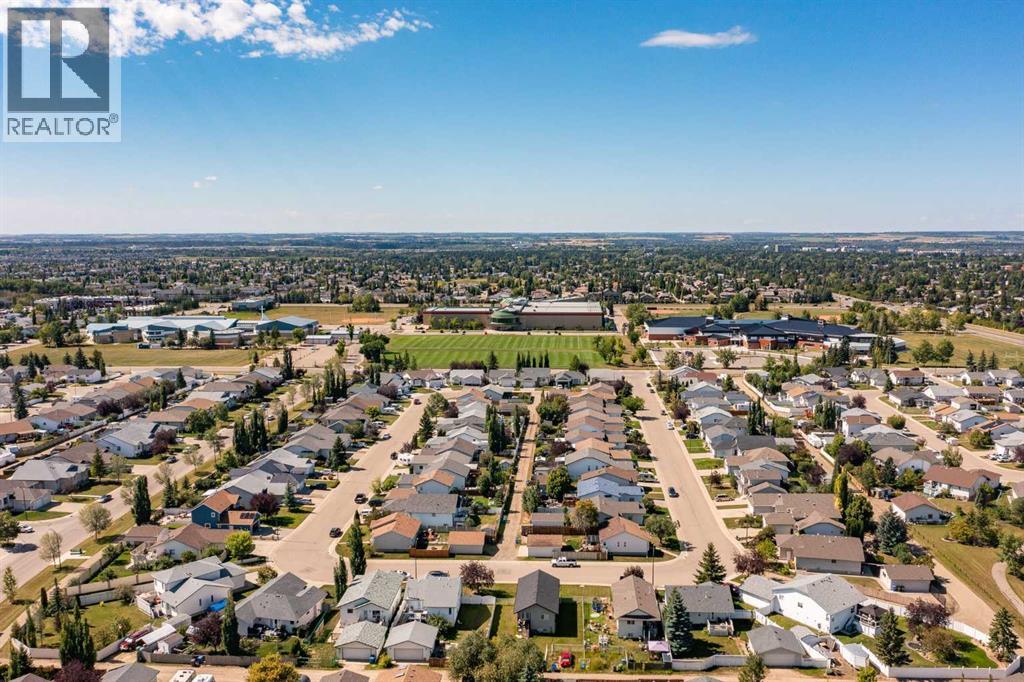 717 Lancaster Drive - Image 34