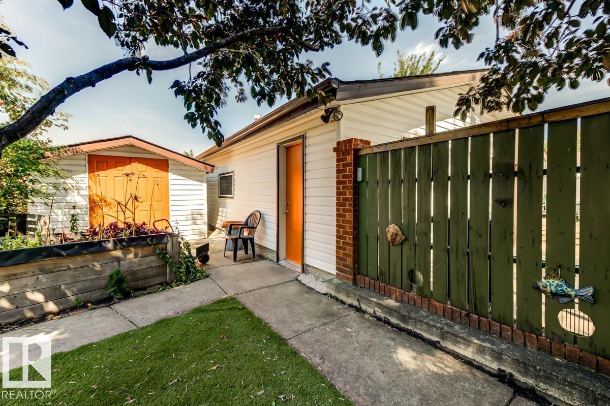 3803 108 ST NW - 51