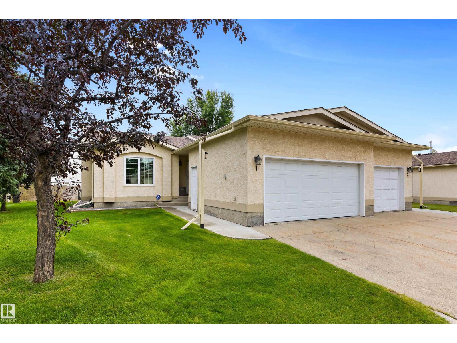 #1 10 GRANGE DR - 1