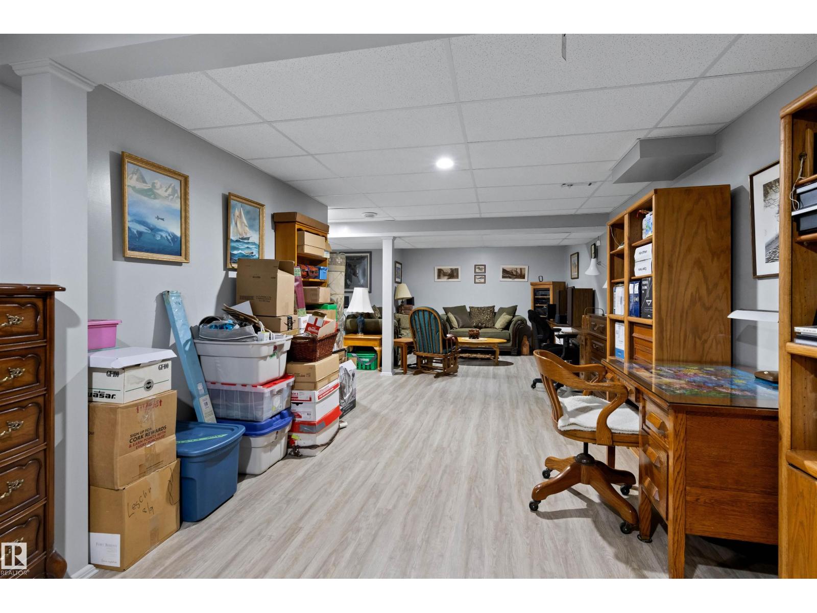 #1 10 GRANGE DR - 28