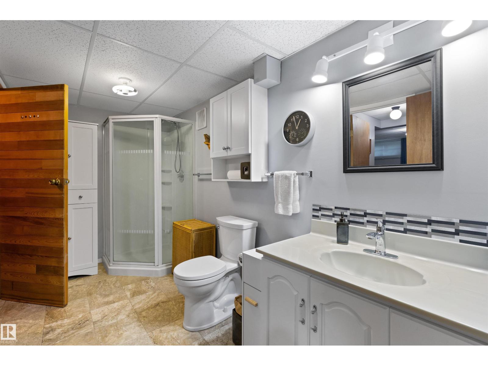#1 10 GRANGE DR - 34