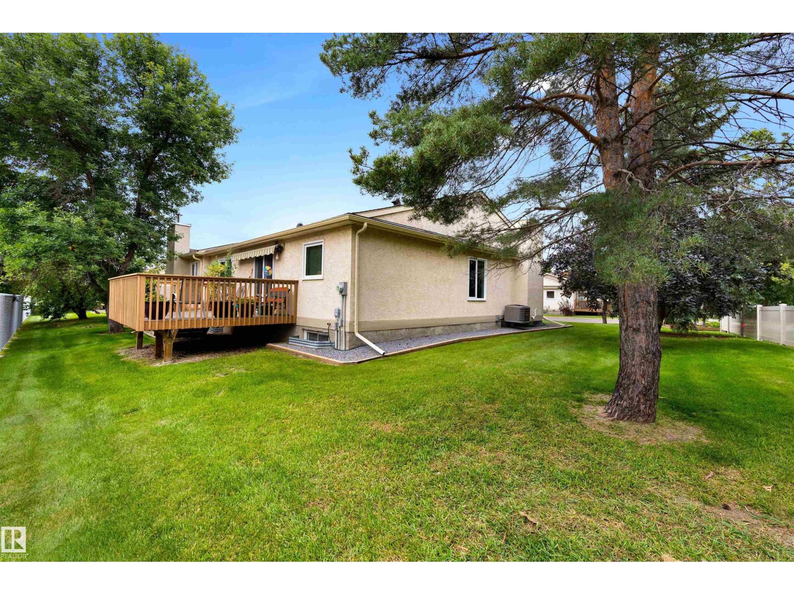 #1 10 GRANGE DR - 42