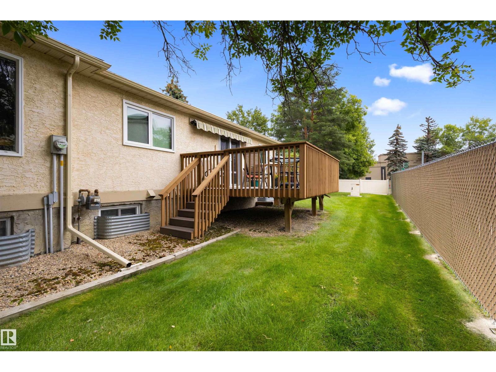 #1 10 GRANGE DR - Image 46