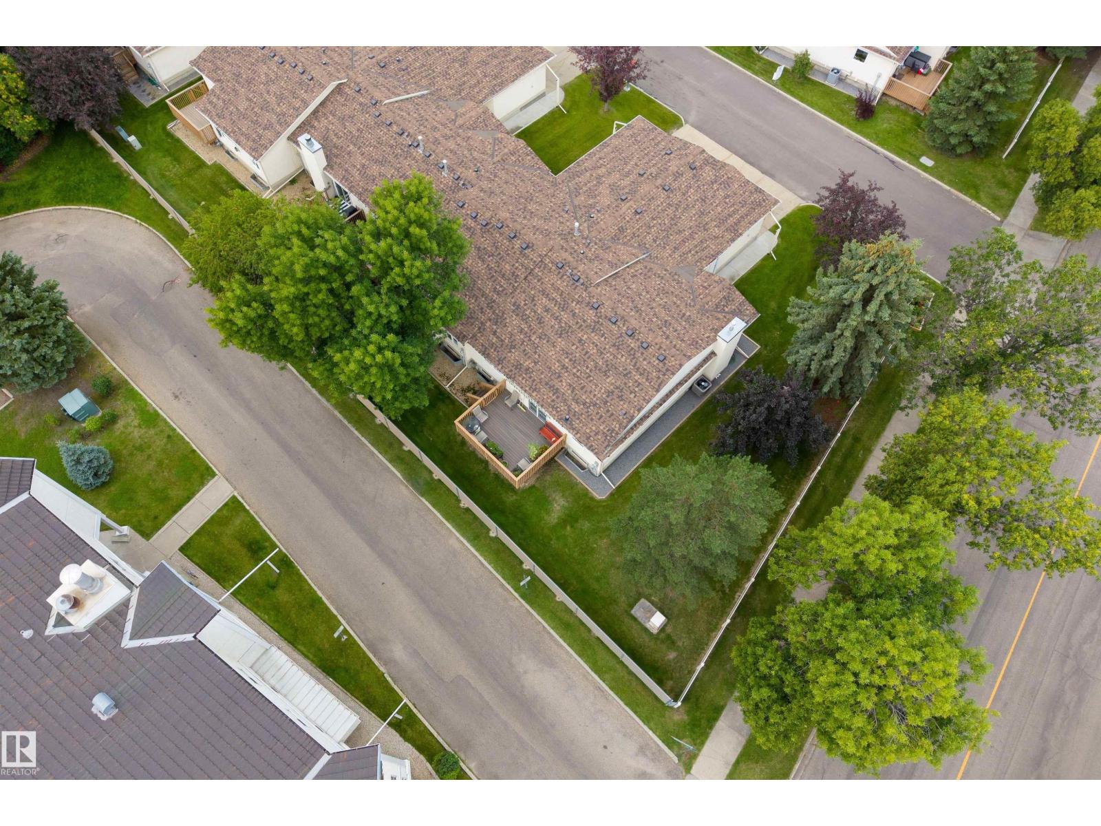 #1 10 GRANGE DR - 50