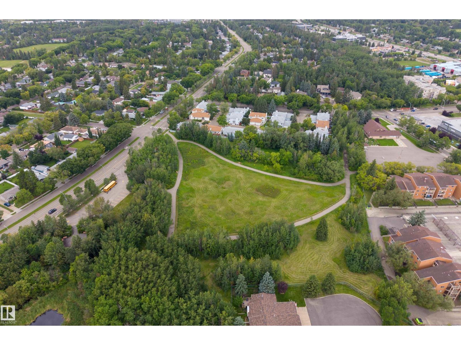 #1 10 GRANGE DR - Image 64