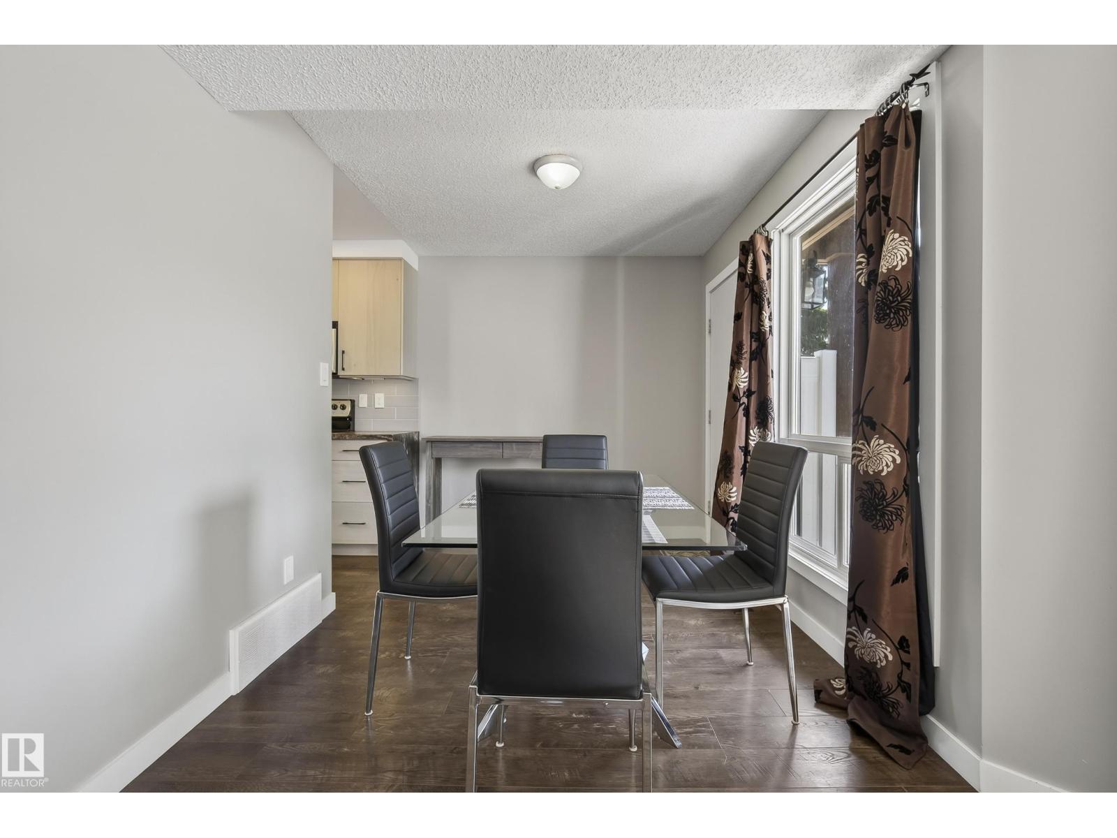 3522 42 ST NW - 10