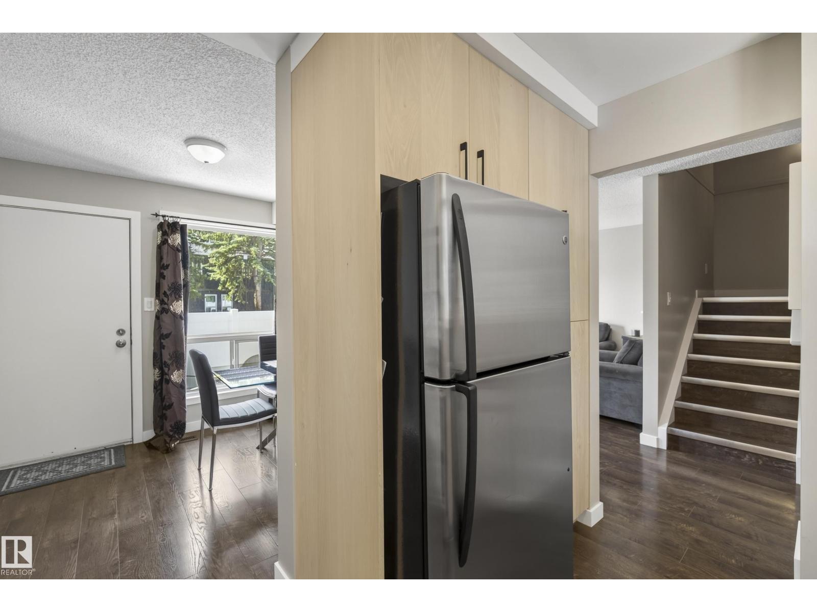 3522 42 ST NW - Image 4