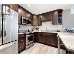 3pc Bathroom - 405 2300 Broad Street, Regina, SK S4P1Y8 Photo 8