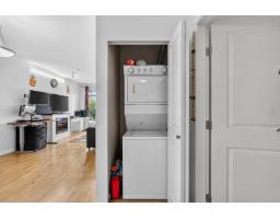 312 15380 102a Avenue, Surrey, BC V3R0B3 Photo 12