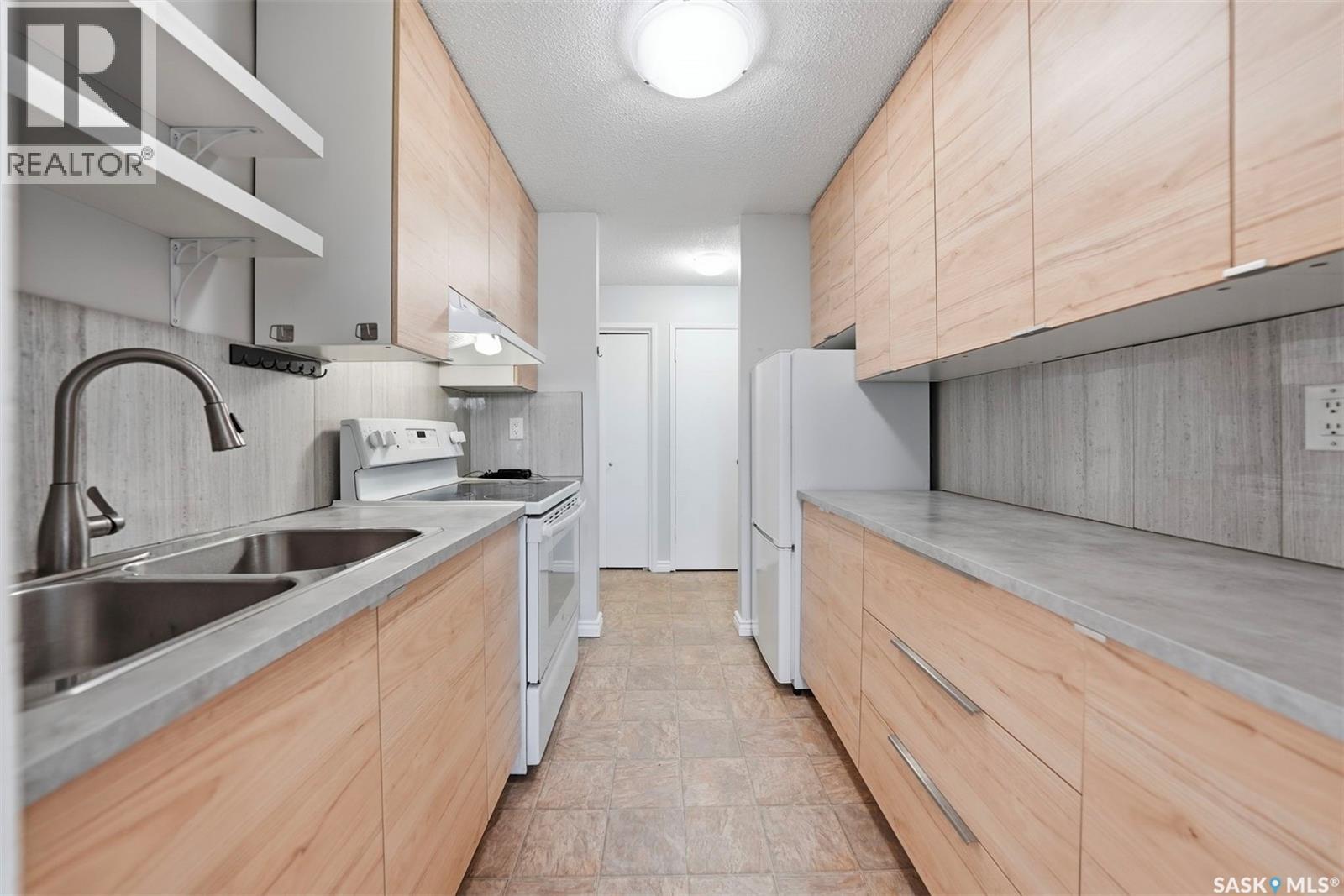 #26 2 Summers PLACE - Image 9