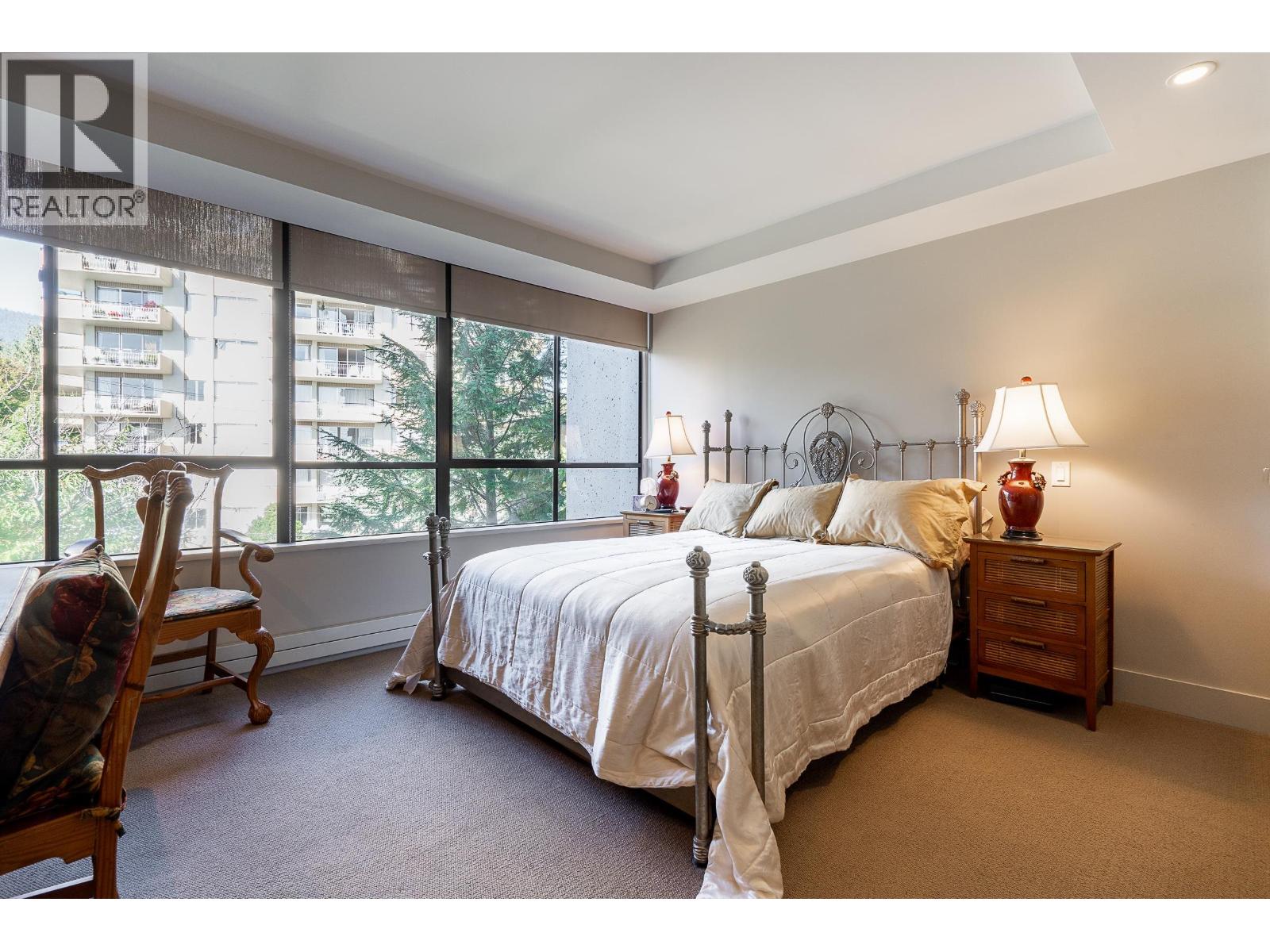 301 1930 BELLEVUE AVENUE, West Vancouver