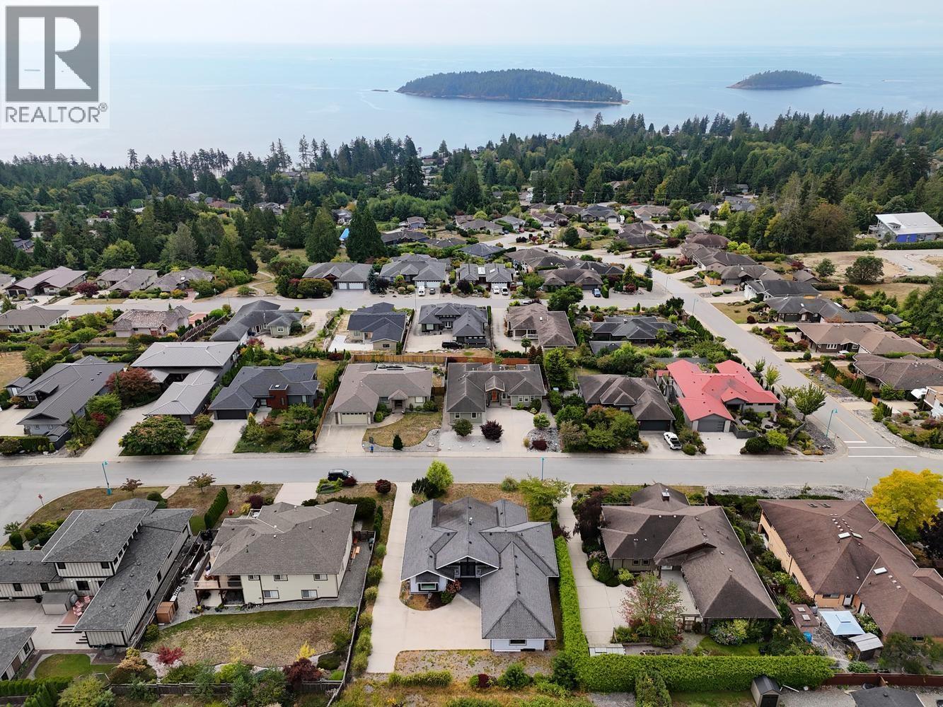 6216 ORACLE ROAD, Sechelt