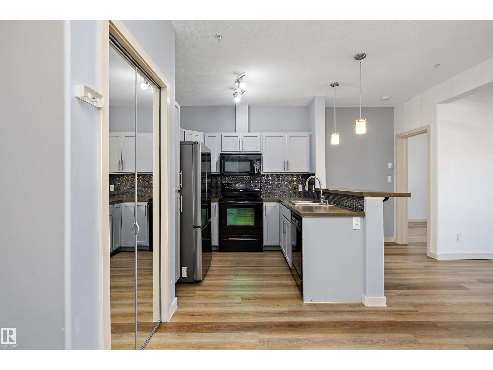 #207 304 Amblside LI SW - 11