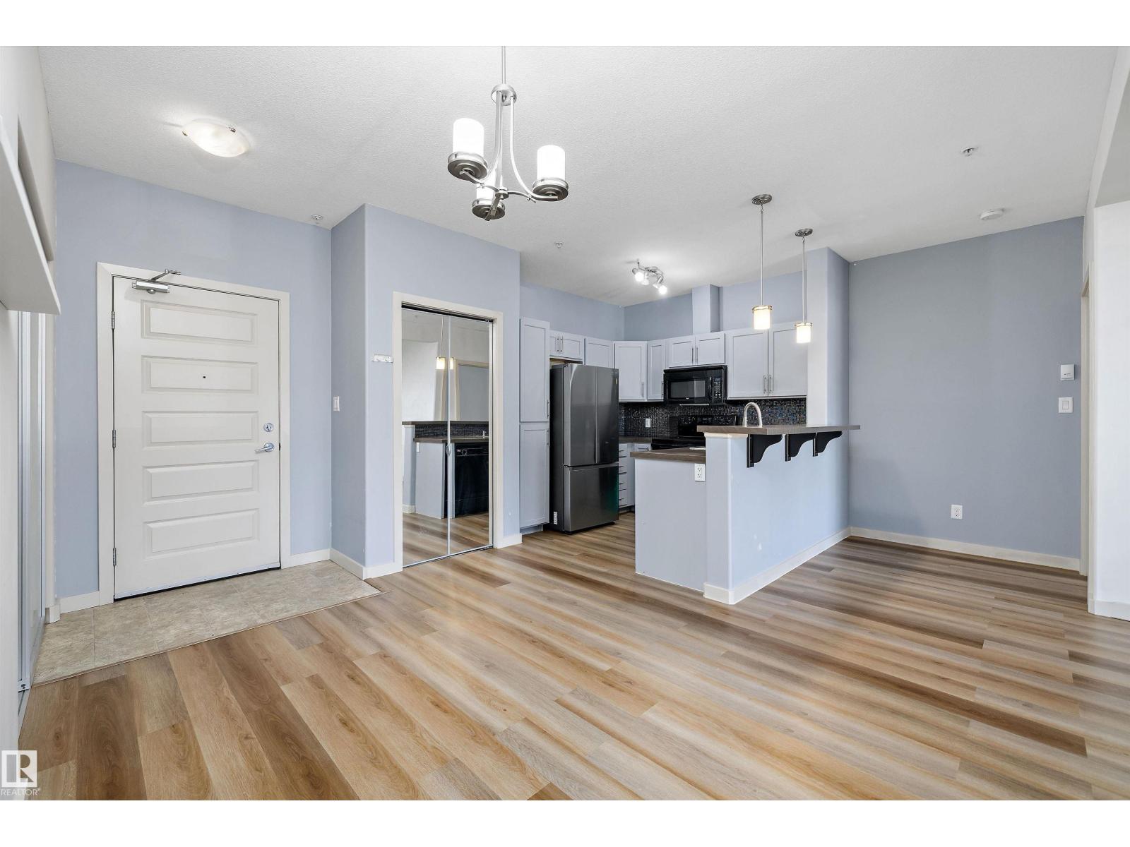 #207 304 Amblside LI SW - 10