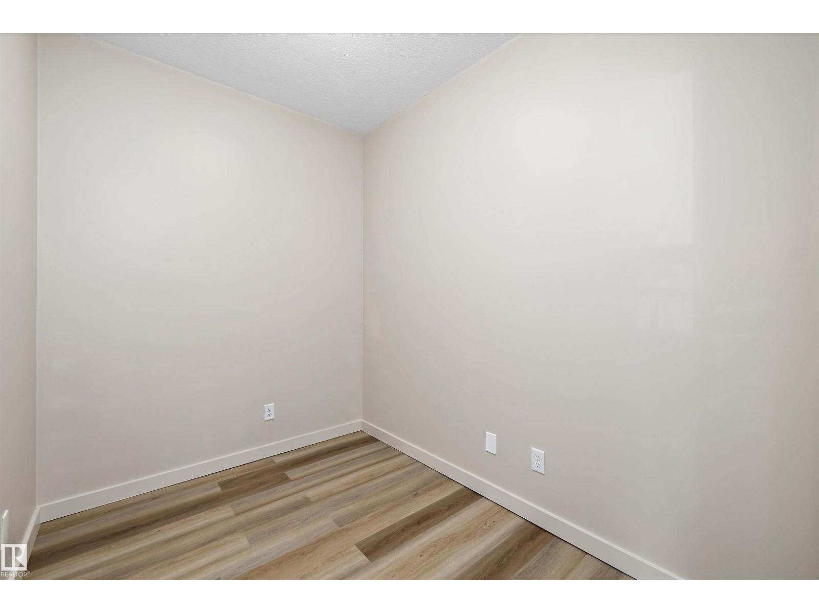 #207 304 Amblside LI SW - 37