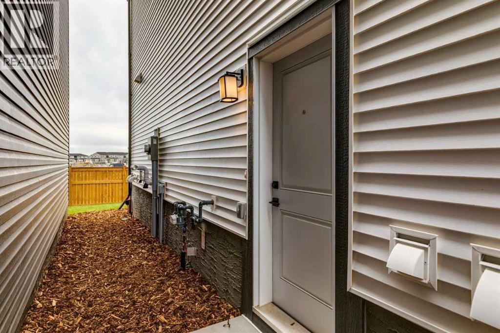 64 Ambledale Crescent NW - Image 11