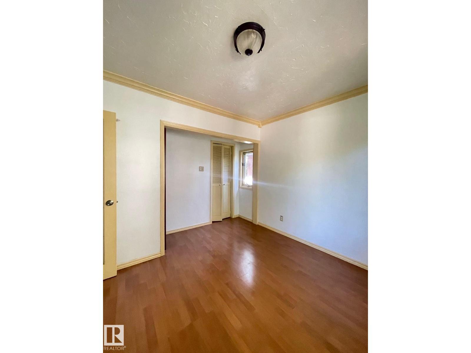 11643 76 AV NW - Image 15