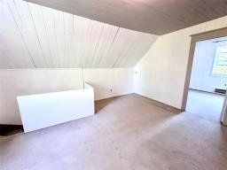 1712 Dawson Road, Lorette, MB R5K0T5 Photo 19