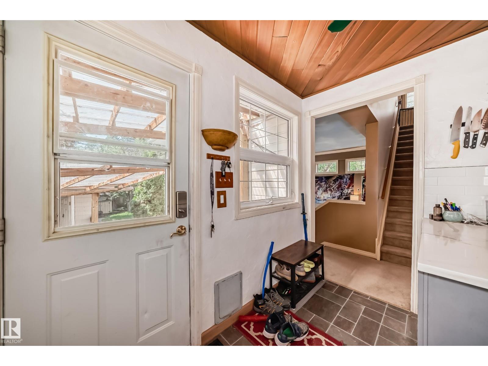 11643 76 AV NW - Image 13