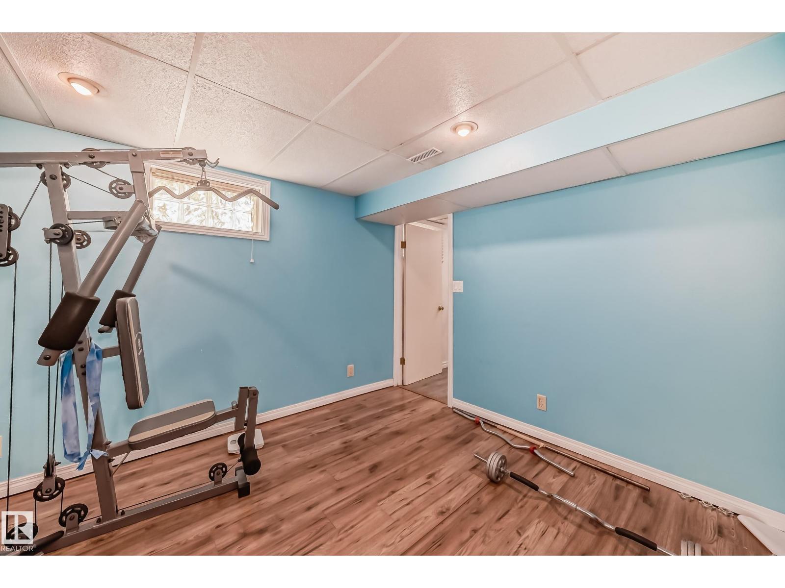 11643 76 AV NW - Image 32