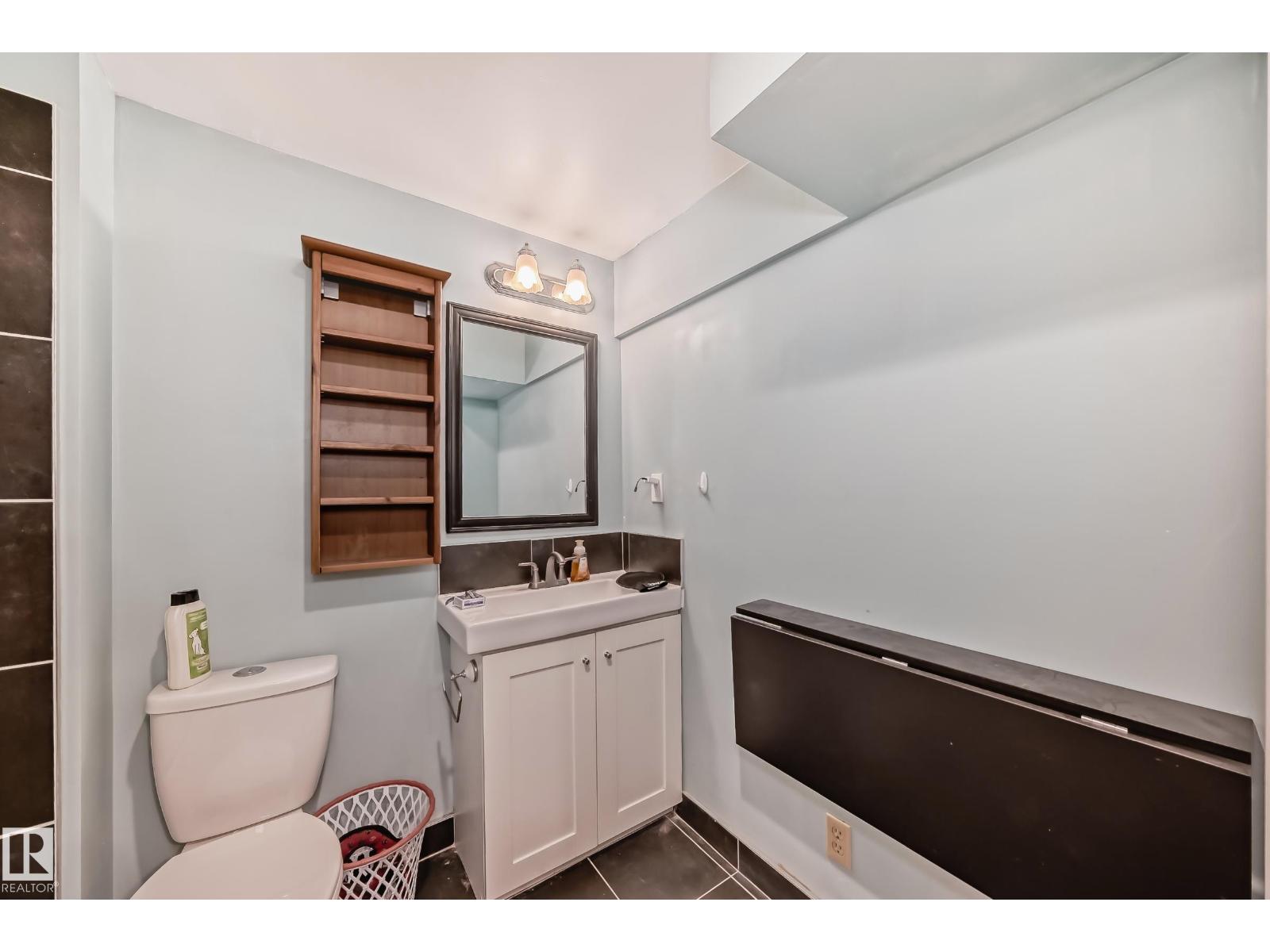 11643 76 AV NW - Image 29