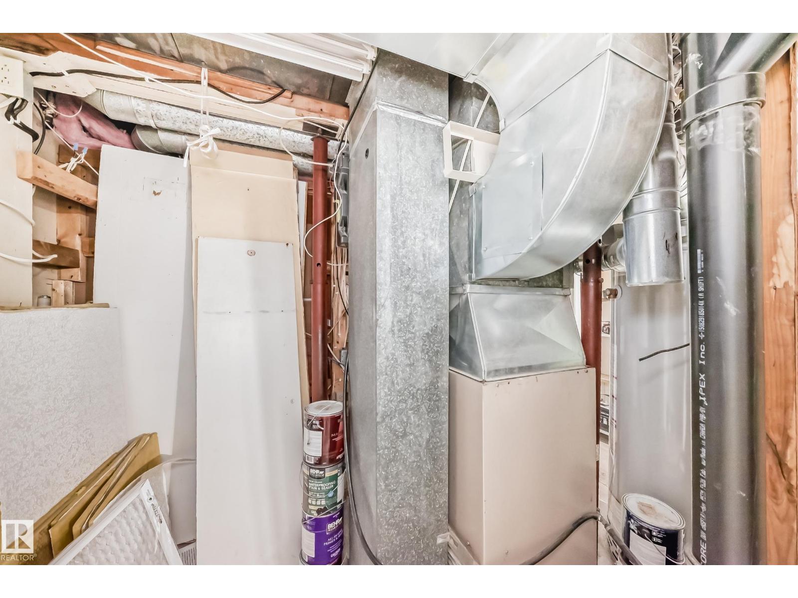 11643 76 AV NW - Image 39