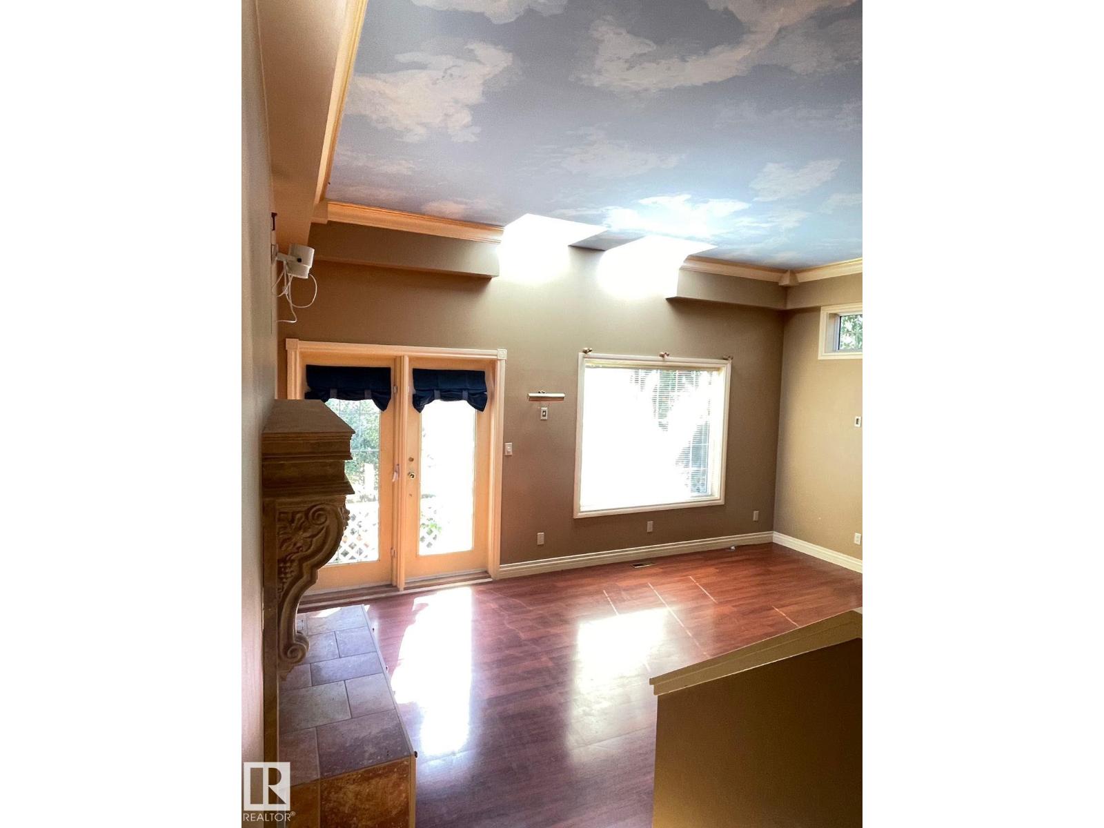 11643 76 AV NW - 19
