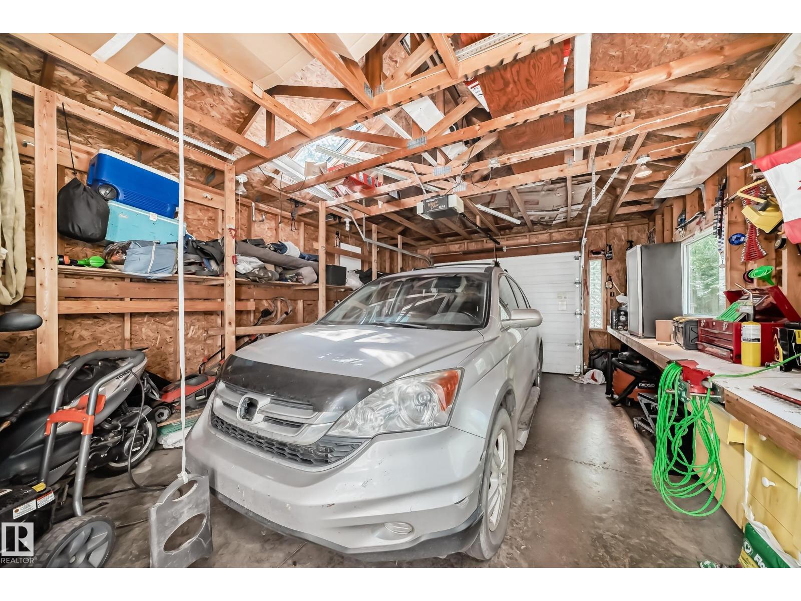 11643 76 AV NW - Image 22