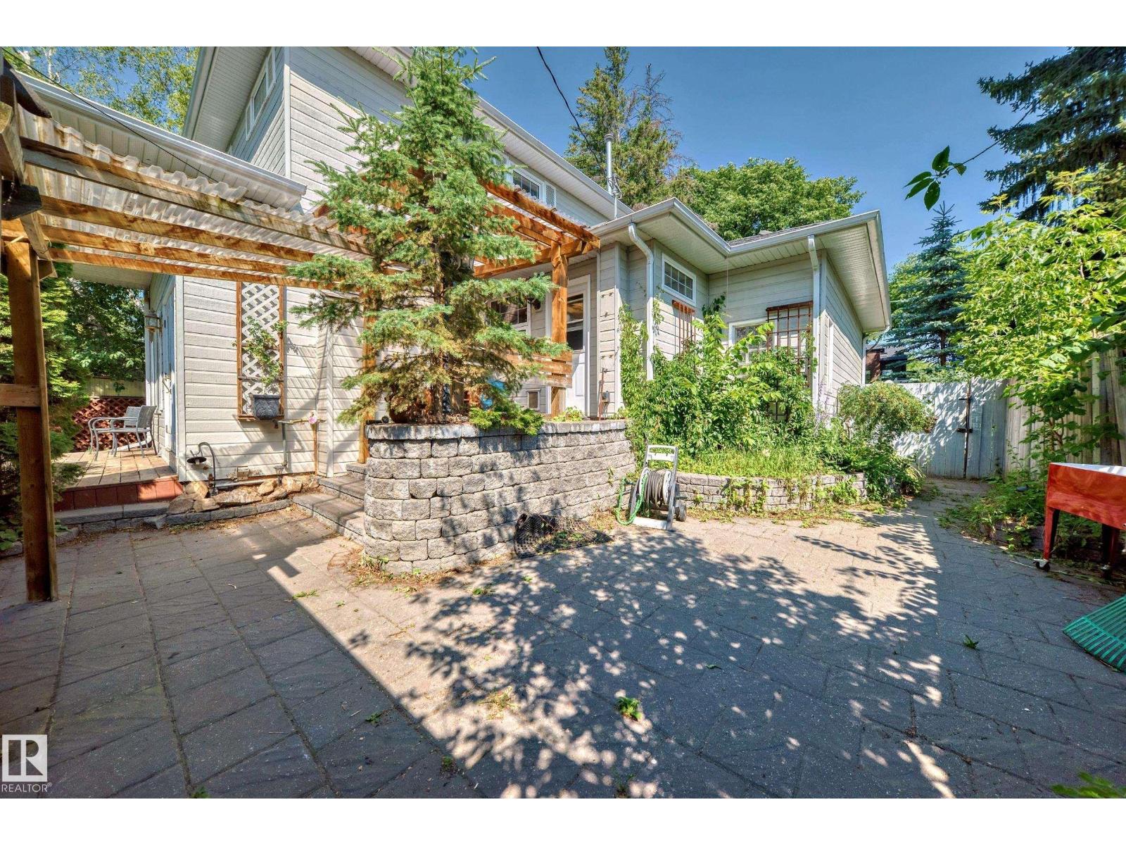 11643 76 AV NW - Image 41