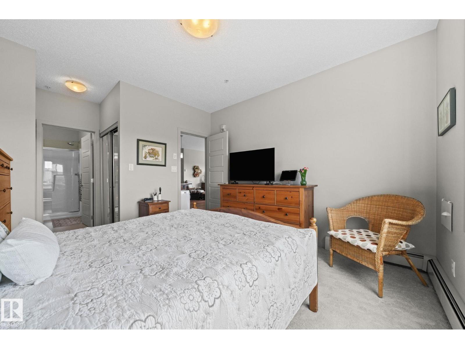 #301 320 Ambleside LI SW - Image 19