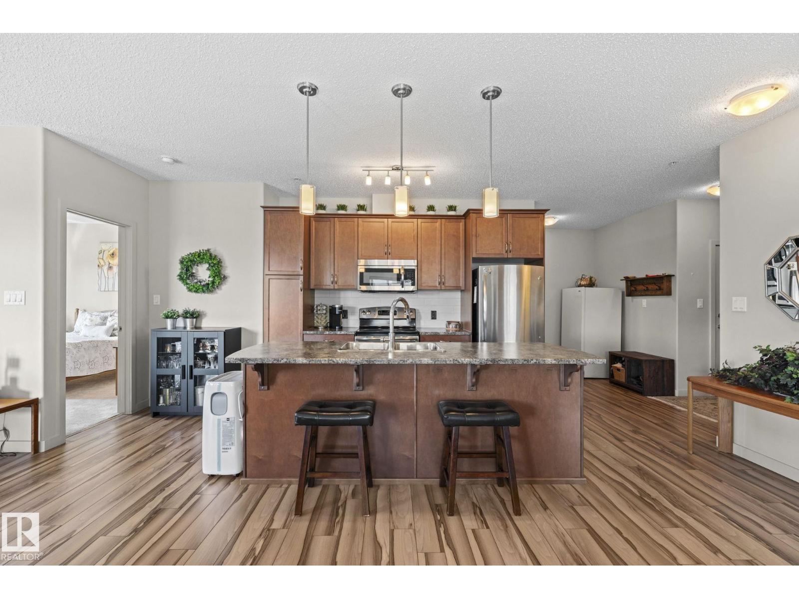 #301 320 Ambleside LI SW - 7